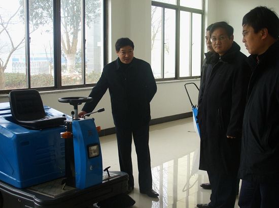 新年首個(gè)工作日，縣長(zhǎng)蒞臨我公司考察指導(dǎo)工作