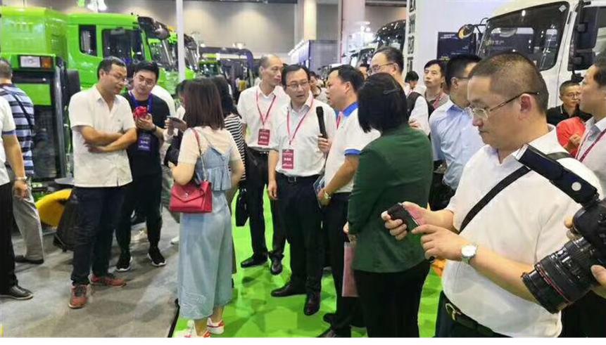 愛瑞特攜電動清掃車亮相2019中國（杭州）第三屆城鄉(xiāng)環(huán)衛(wèi)新技術(shù)新設備博覽會